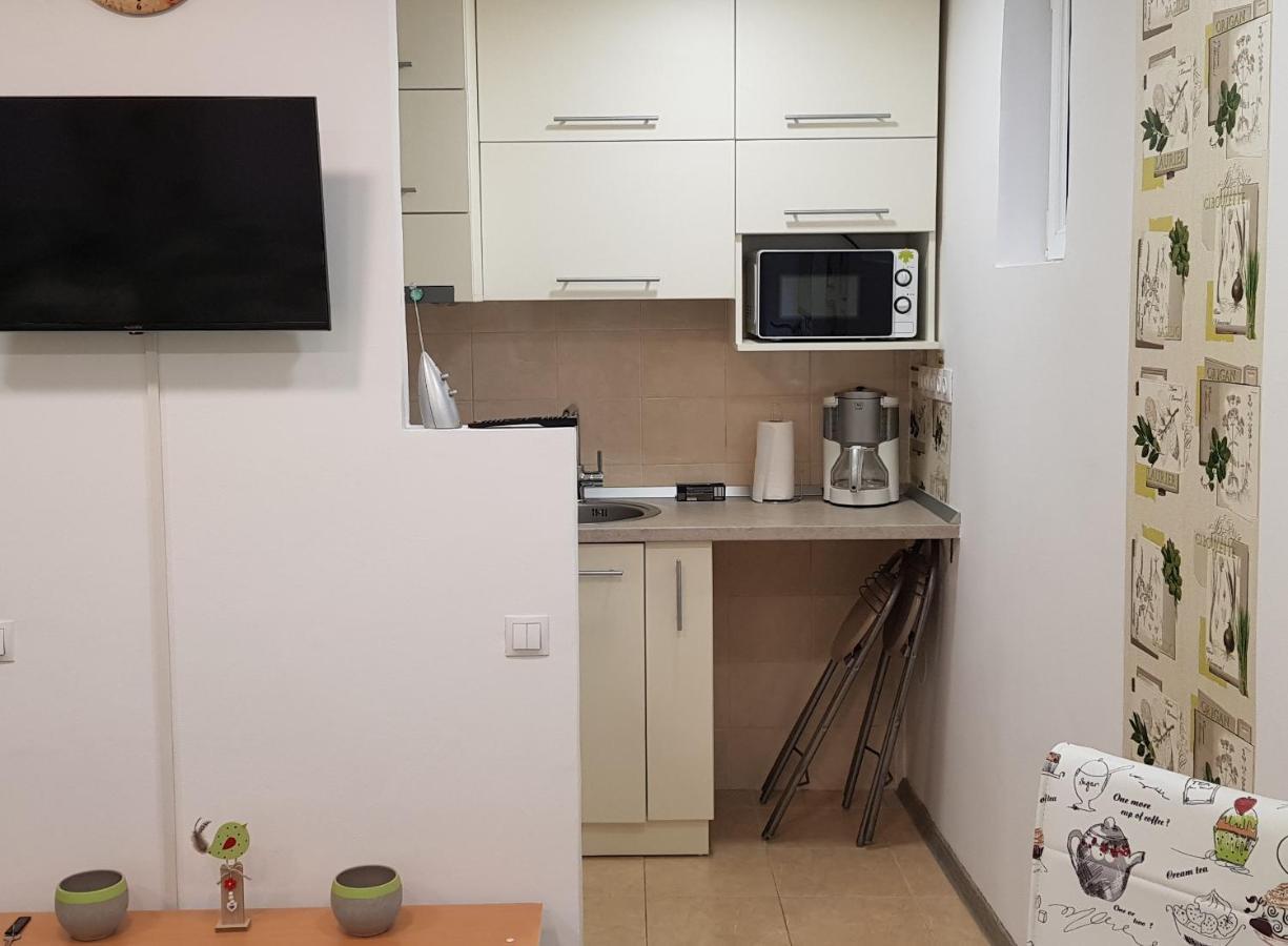 Green Apartman Târgu-Mureş Extérieur photo