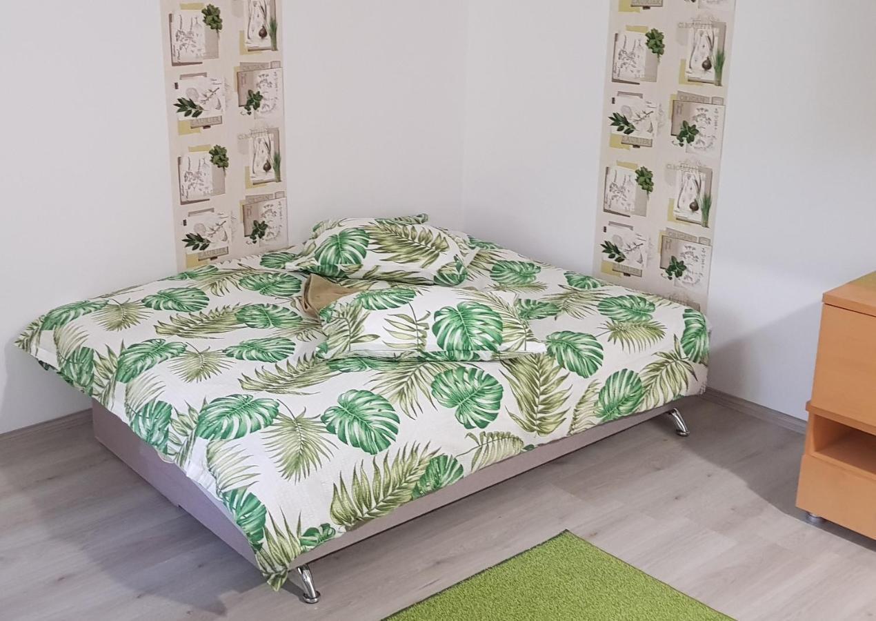 Green Apartman Târgu-Mureş Extérieur photo
